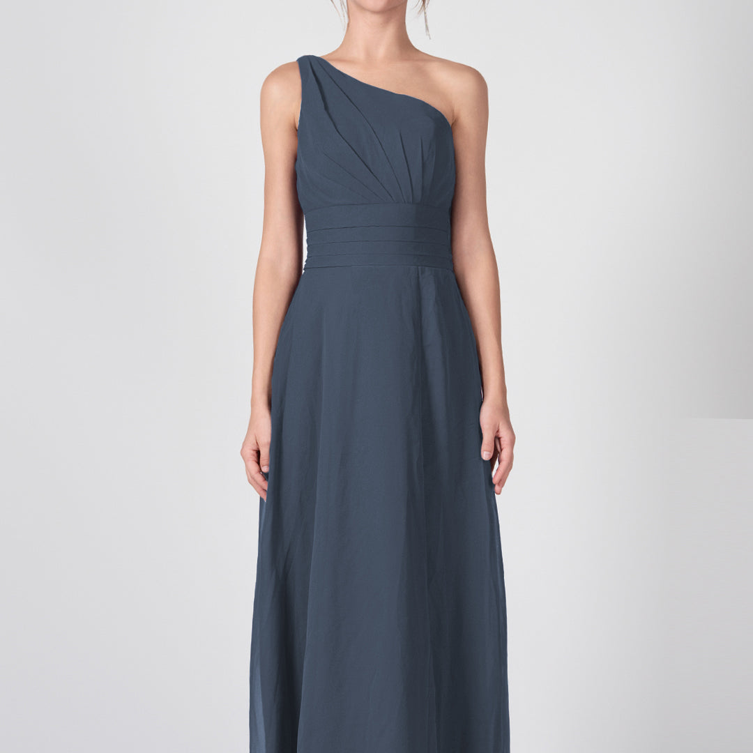 Kleider mit One-Shoulder-Träger, Plissee und geteilter Taille