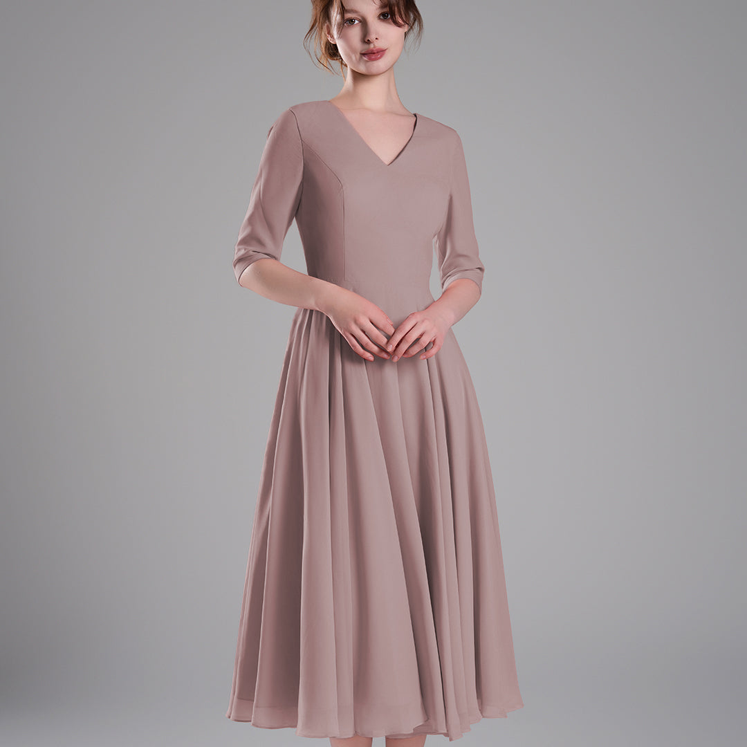 Elegant Chiffon Midi Dress with 3/4 Sleeves