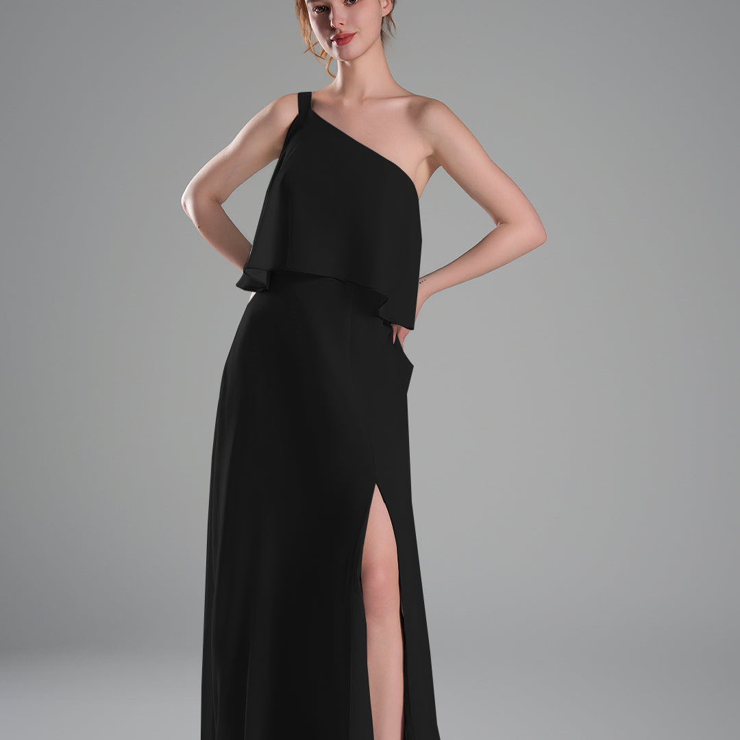 One-Shoulder Pleated Side Slit Flowing Dresses