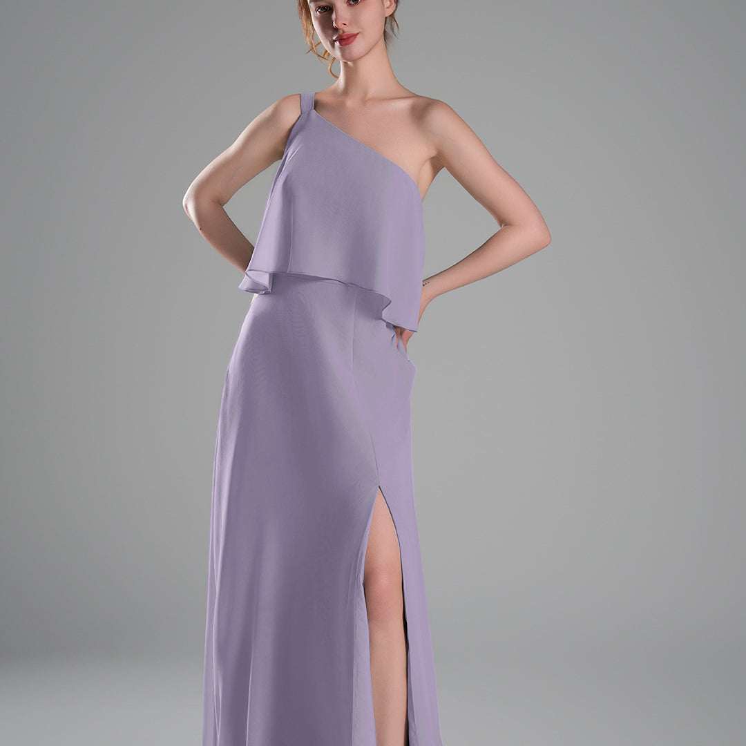 One-Shoulder Pleated Side Slit Flowing Dresses