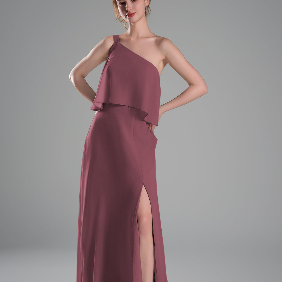 One-Shoulder Pleated Side Slit Flowing Dresses