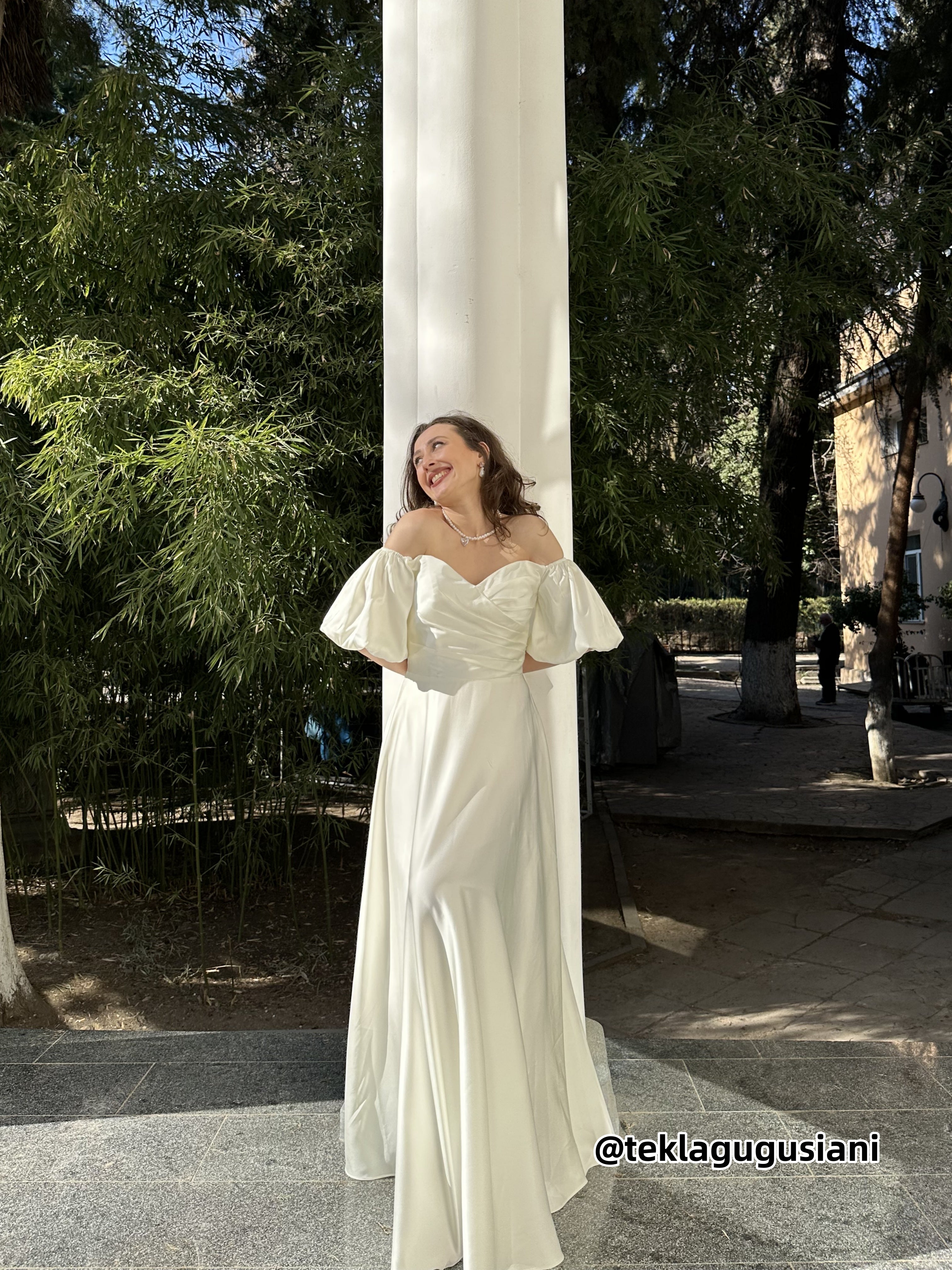 Off-Shoulder Puffy Sleeve Bridesmaid Maxi Dress – Alizeal