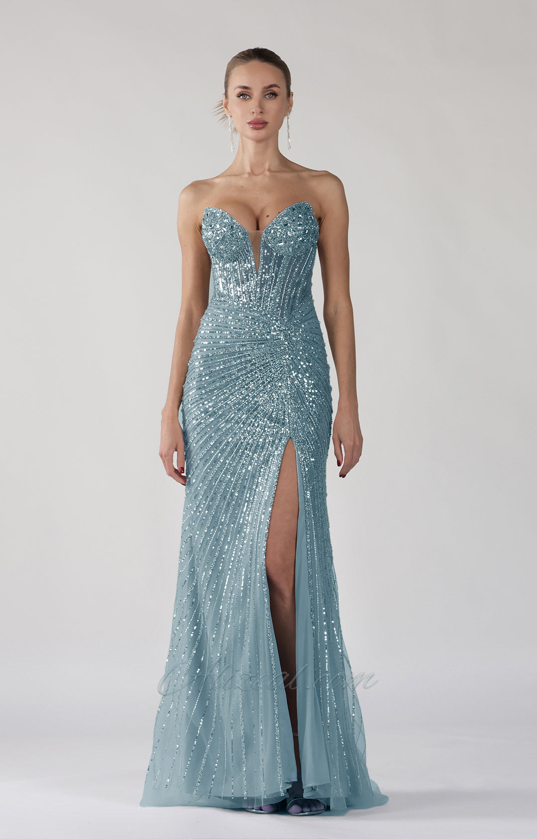 Sweetheart Neck Intricate Sequin Side Split Dresses