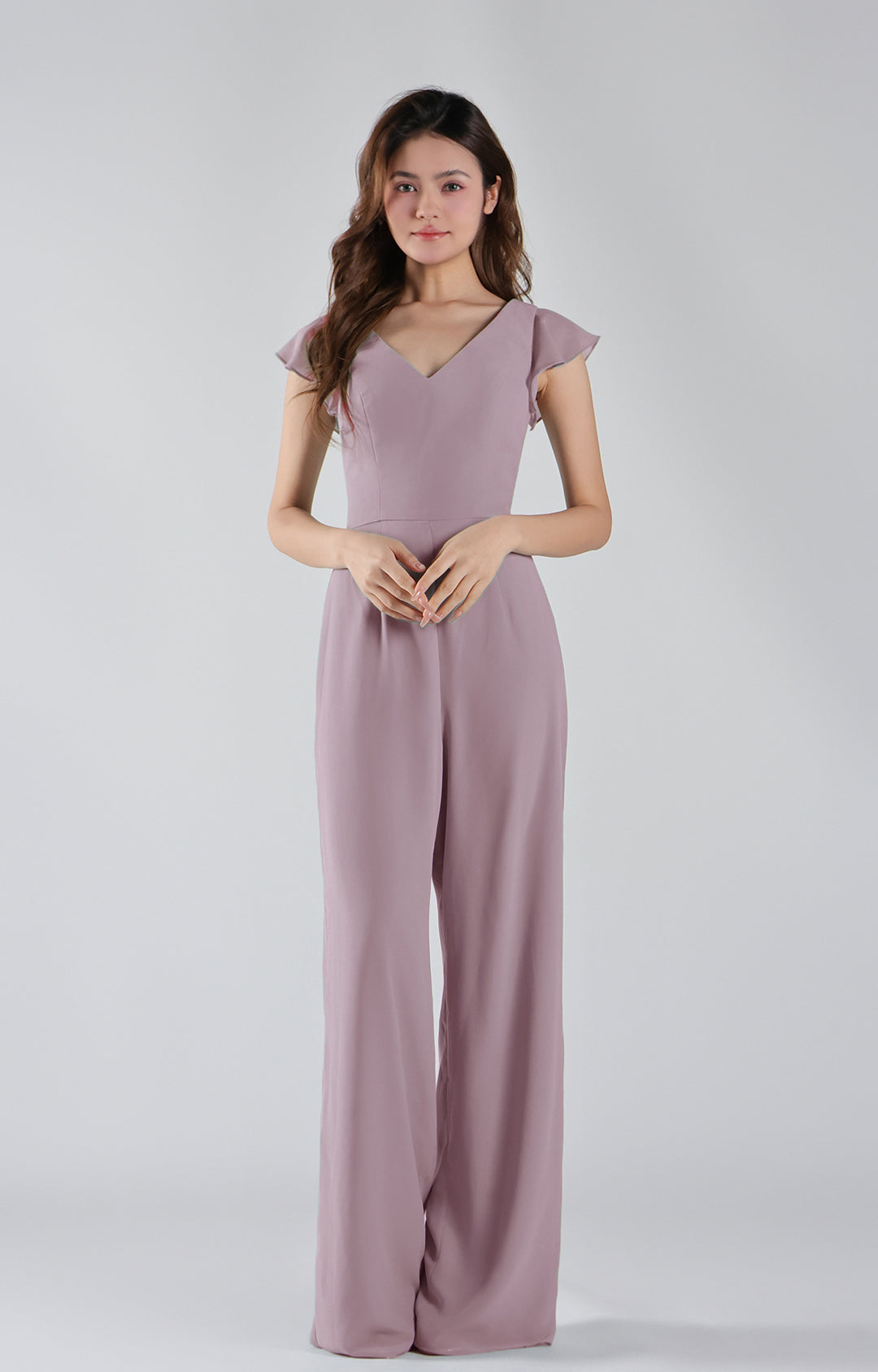 Combinaison en mousseline à manches flottantes et col en V