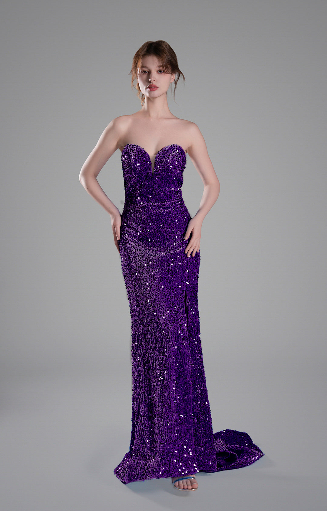 Robe sirène à paillettes sans manches et fente haute