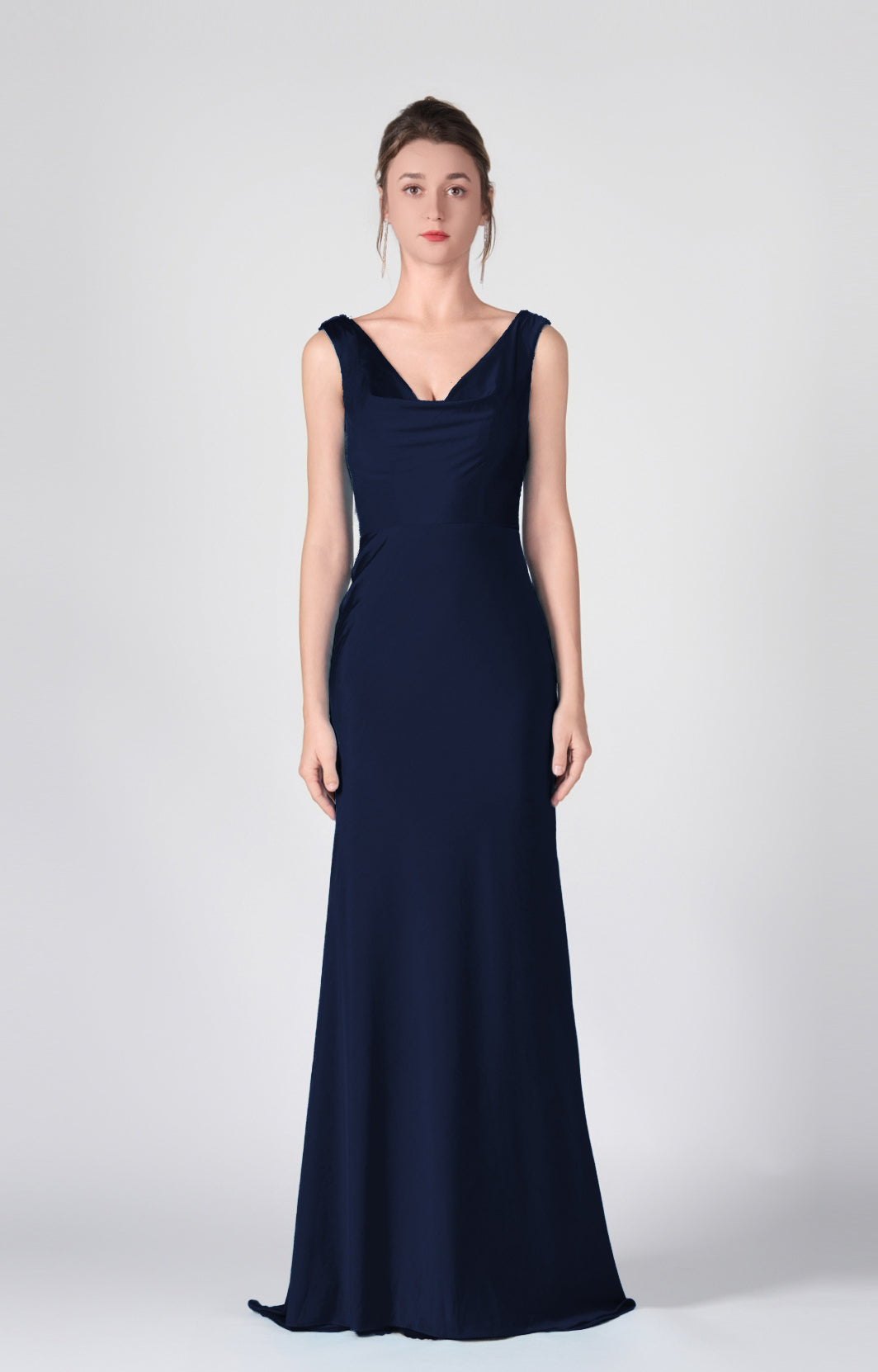 Bodenlange Kleider mit Wasserfallausschnitt und Taillenbund