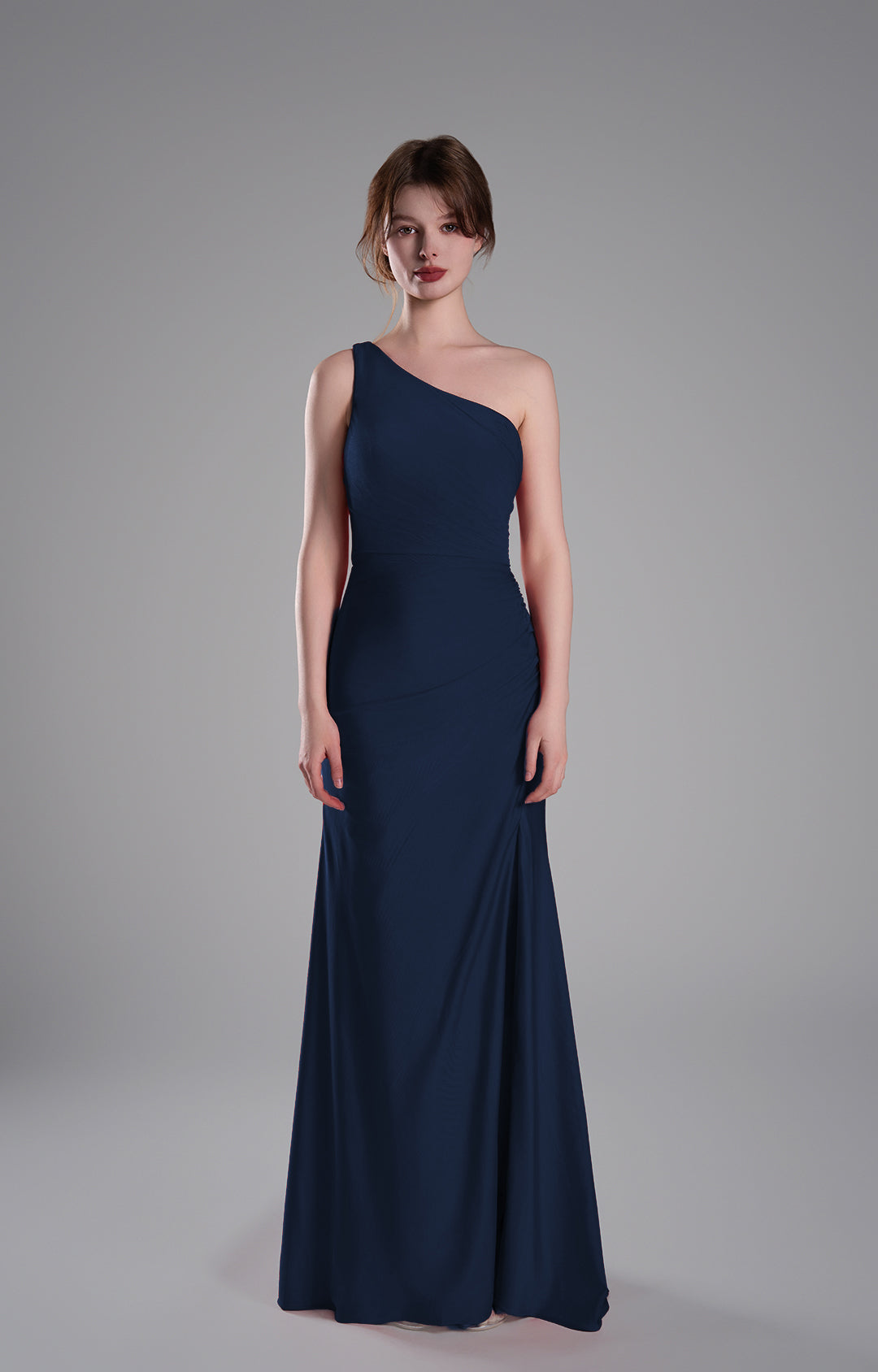 Meerjungfrauenkleider mit einer Schulter und überkreuztem Rücken und seitlichem Schlitz