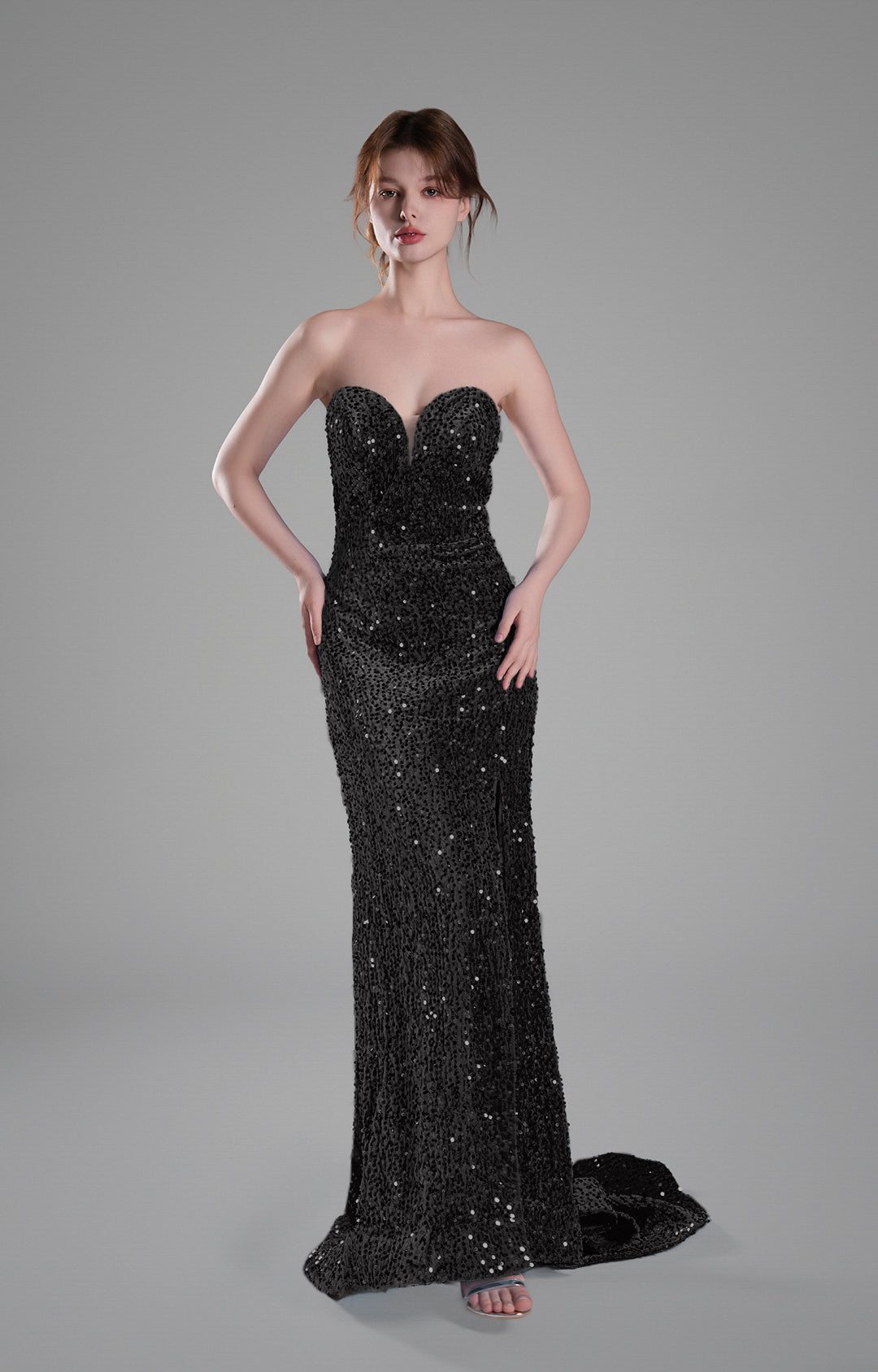 Robe sirène à paillettes sans manches et fente haute